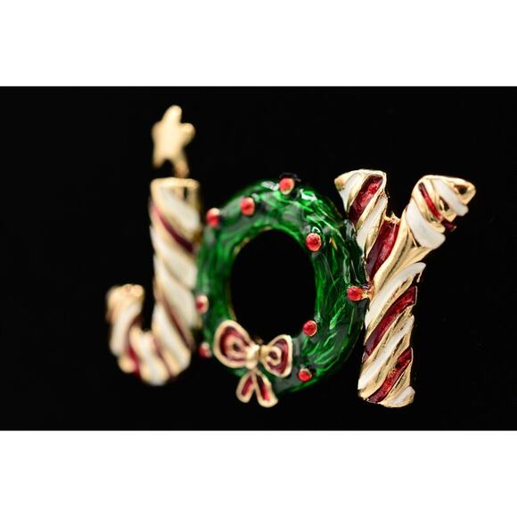 Vintage Christmas JOY Pin Brooch Wreath Enamel Candy Cane Holiday NOS 80s BinA9 - Picture 3 of 12